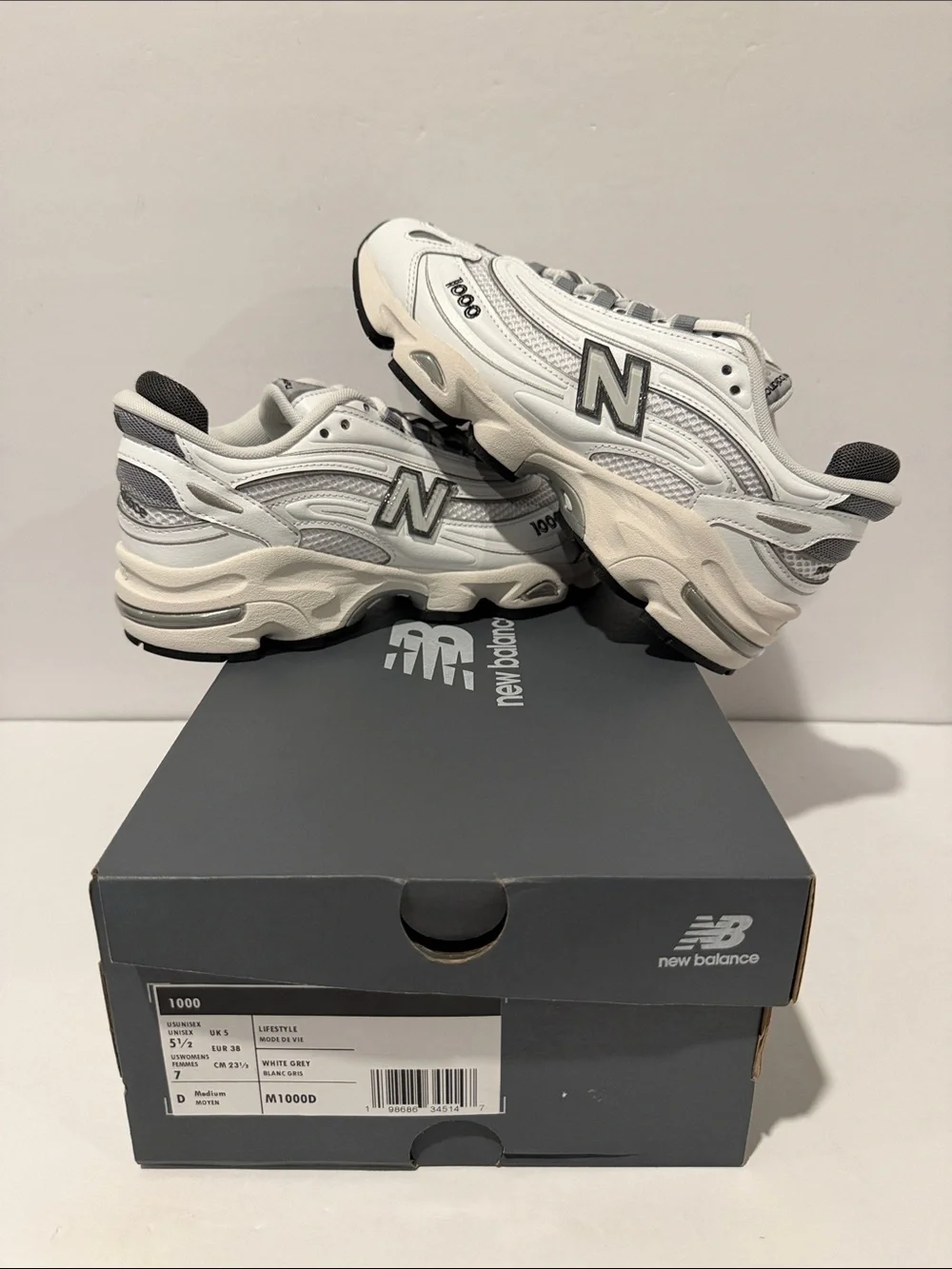 New Balance 1000 'White' Sz: 5.5 / 7.5 / 8.5 (M1000D)